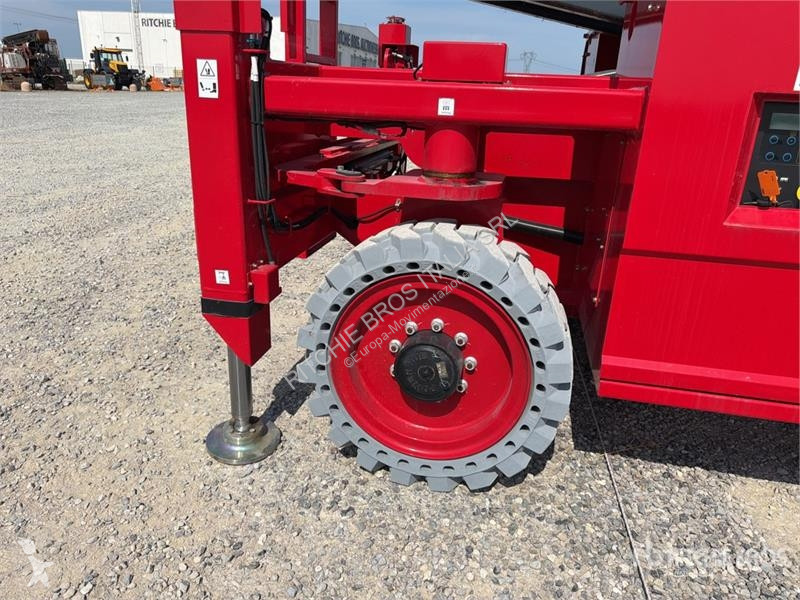 Автовишка Magni 4x4 Electric Scissor Lift (Unused)