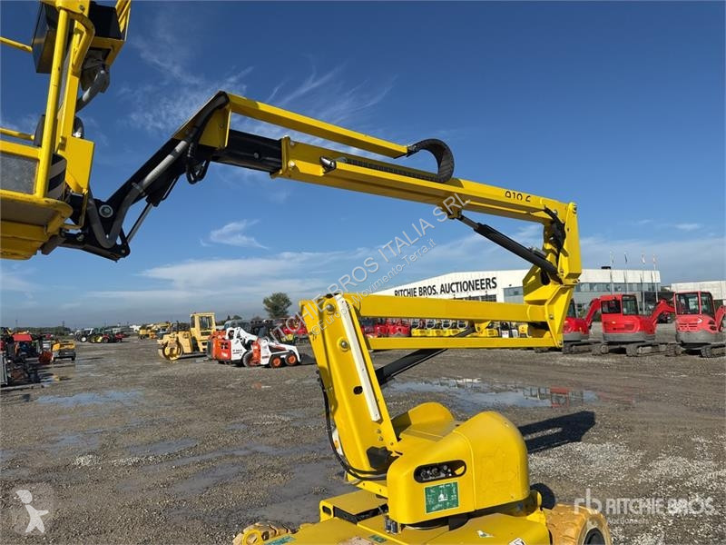 升降机 Airo A12E Electric Articulating Boom Lift