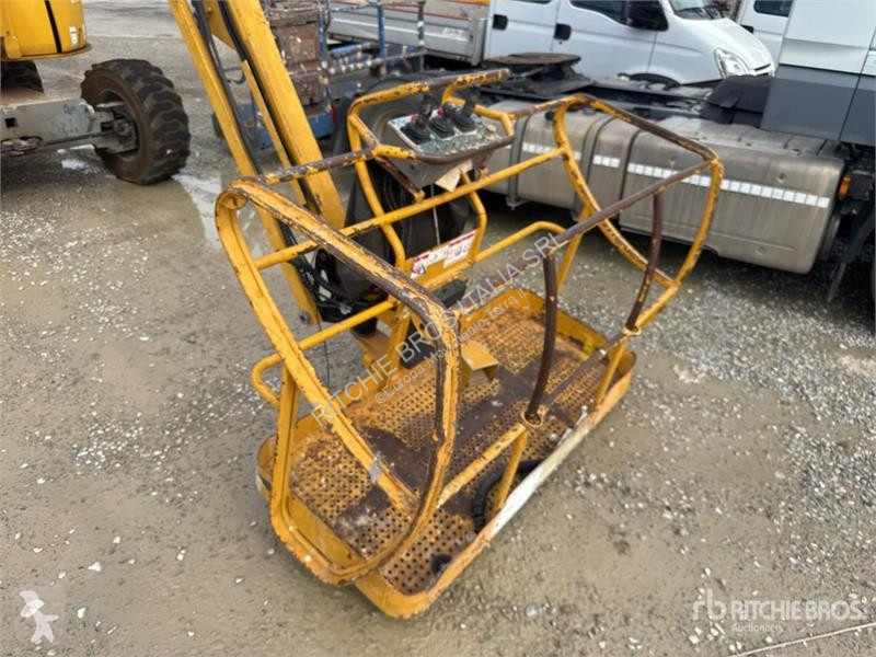 Plataforma Haulotte HA20 Articulating Boom Lift...