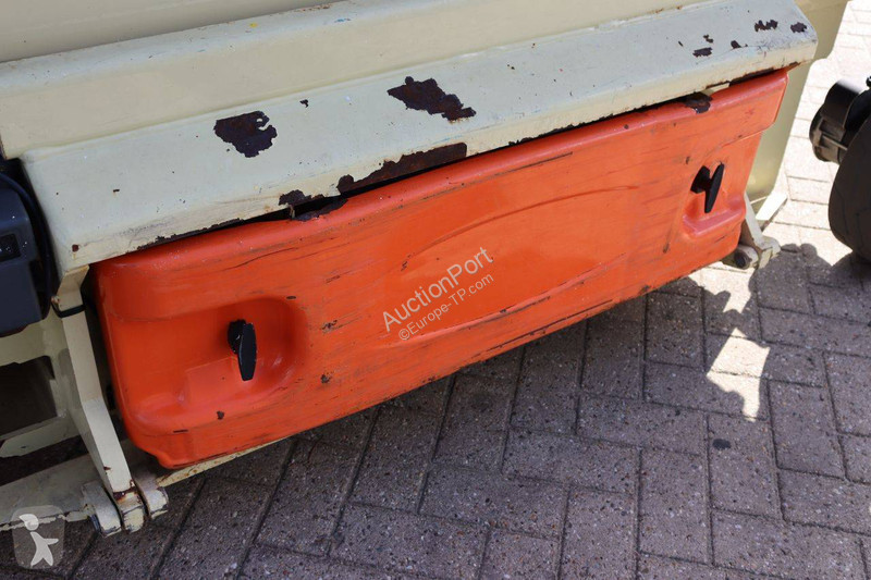 Plataforma elevadora JLG