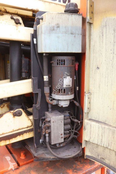 Plataforma elevadora JLG