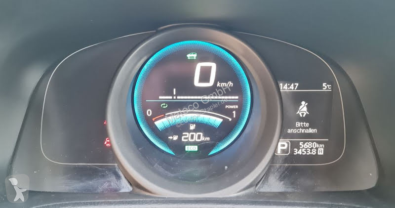 منصة تلسكوبية Klubb K20 / NISSAN NV200