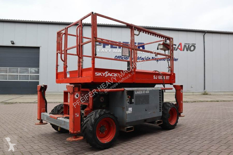 Piattaforma aerea Skyjack SJ6826 Diesel, 4x4...