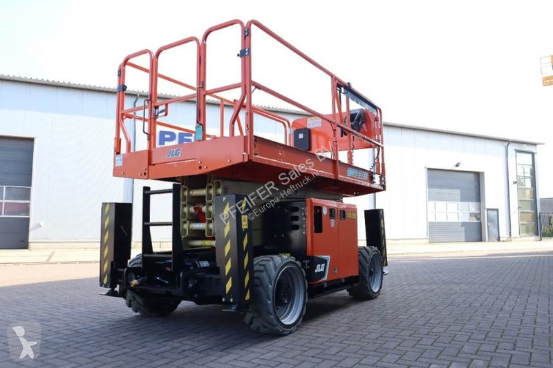 Plataforma JLG ERT3369 Unused, Electric, 12m...