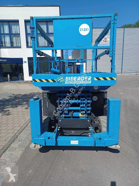 Vysokozdvižná plošina Genie GS 3369 BE
