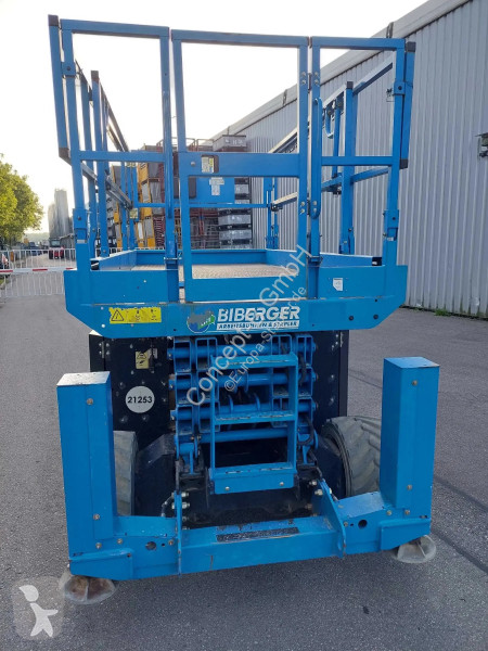Vysokozdvižná plošina Genie GS 3369 BE