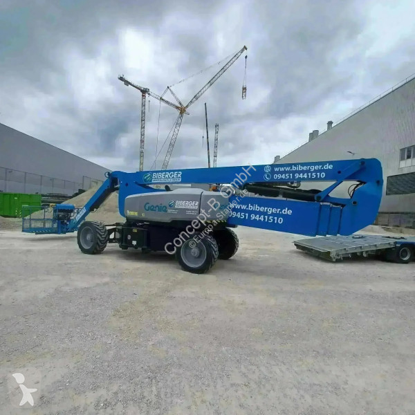 Nacelle Genie ZX 135