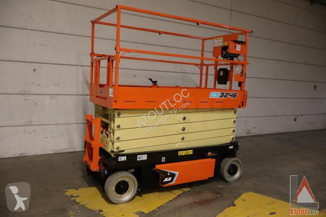 Piattaforma aerea JLG