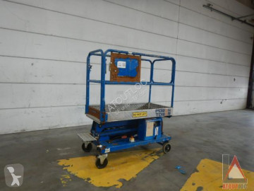 Nacelle automotrice Mât vertical JLG