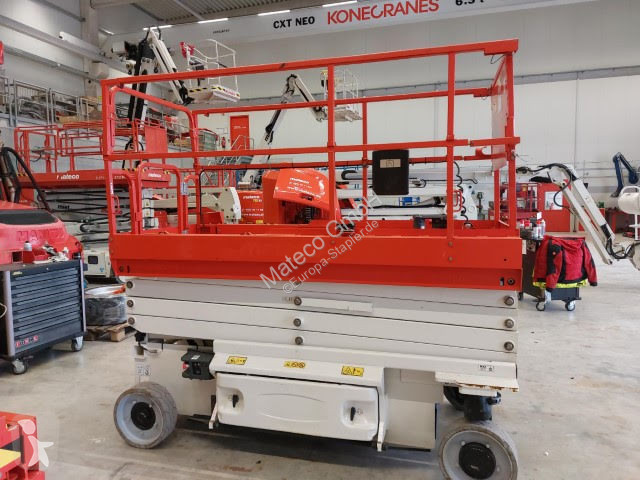 Piattaforma aerea JLG