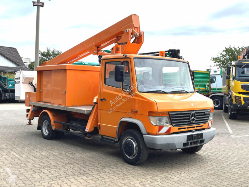 Camión Mercedes Vario 612 D Hubarbeitsbühne...