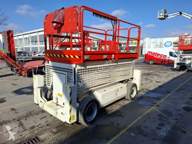 Piattaforma aerea JLG M3369