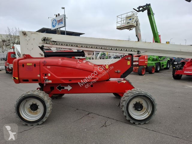 Piattaforma aerea JLG
