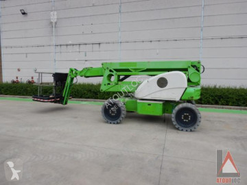 Nacelle automotrice articulée Niftylift
