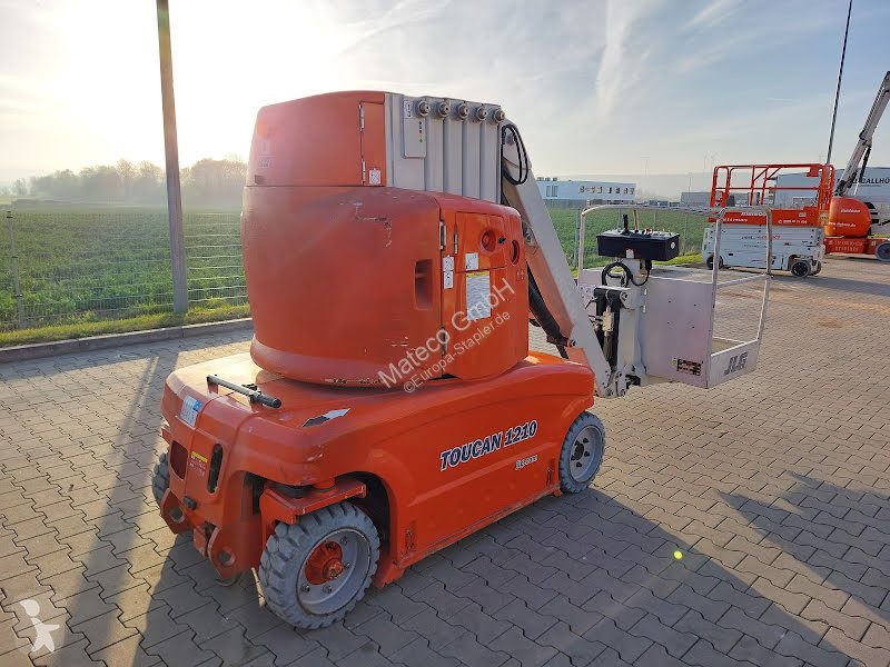 منصة تلسكوبية JLG TOUCAN 1210