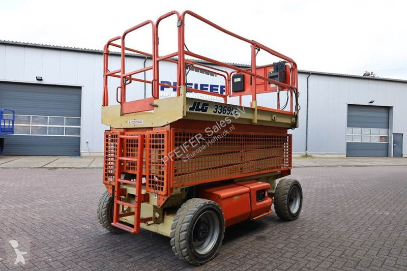 Lift JLG Electric, 12m Working Height, 450kg...