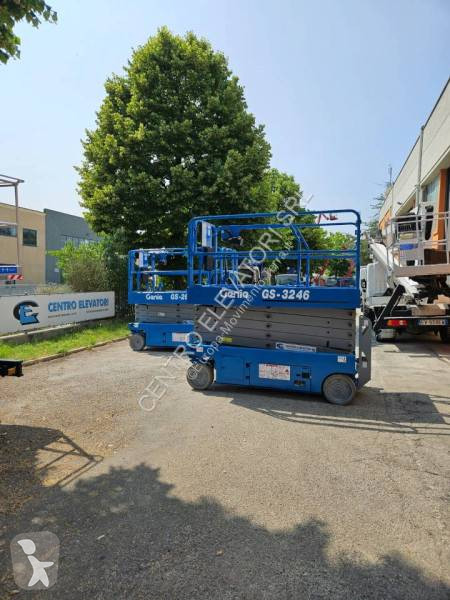 Piattaforma aerea Genie GS 3246