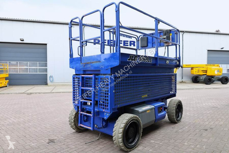 Piattaforma aerea JLG Electric, 14.2m Working...