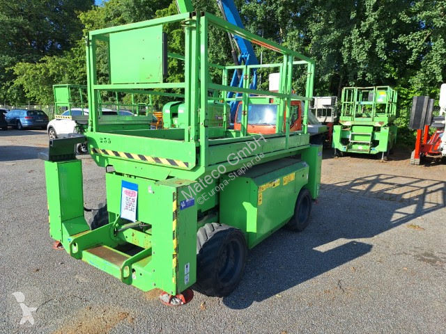 Plataforma Genie GS-2668 DC