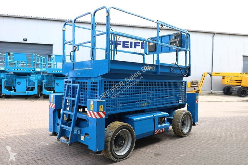 Lift JLG Electric, 12m Working Height, 450kg...