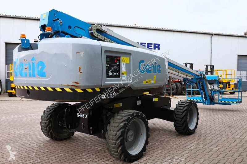 Nacelle Genie XC Guarantee! Diesel, 4x4 Drive,...