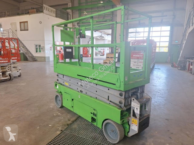 منصة تلسكوبية Genie GS-2032