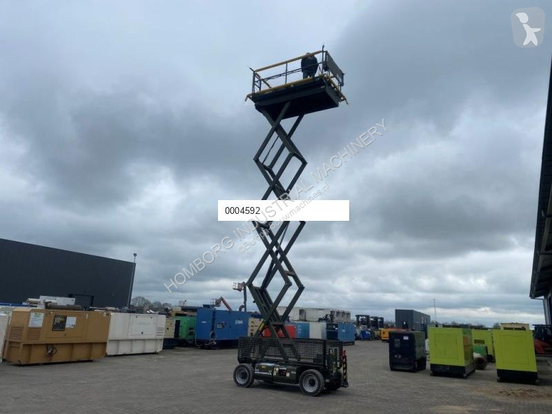 Lift JLG M3369 Hybride Elektra / Diesel 12...