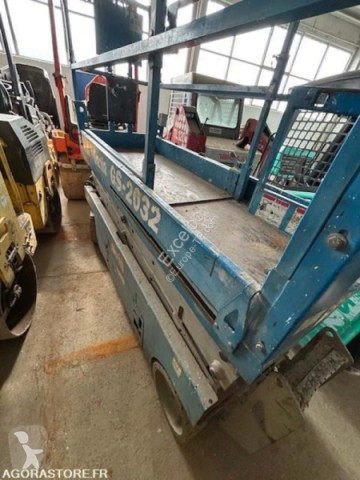 Nacelle automotrice Plate-forme ciseau Genie