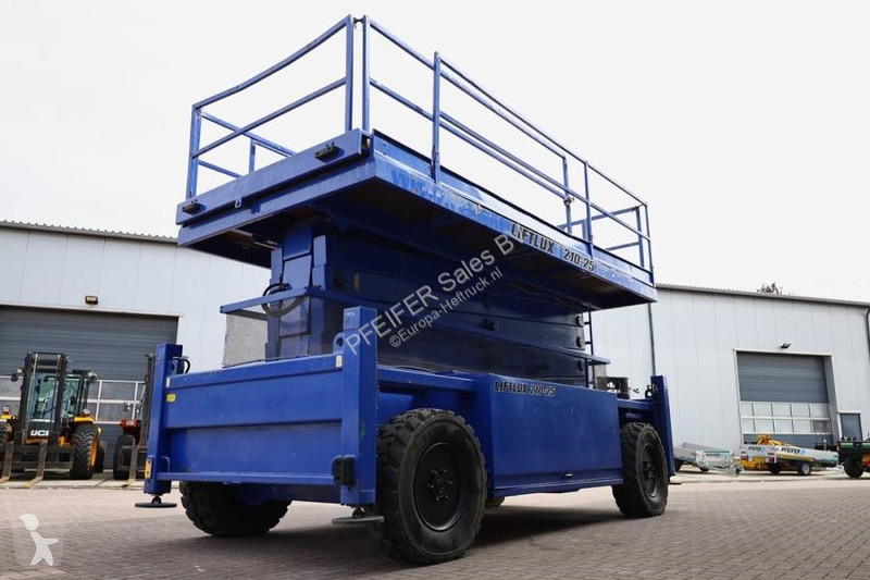 Piattaforma aerea Liftlux SL210-25 D4WD S/P...