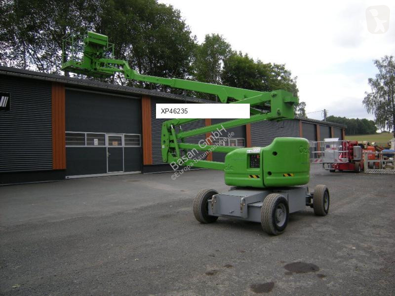 منصة تلسكوبية Genie Z45/25
