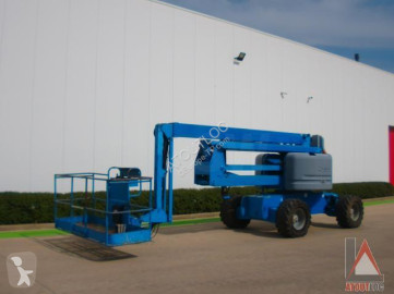 Nacelle automotrice articulée Genie