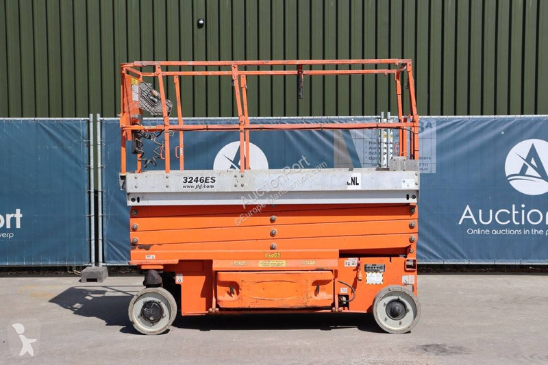 Piattaforma aerea JLG