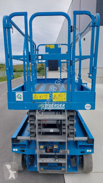 منصة تلسكوبية Genie GS 2646