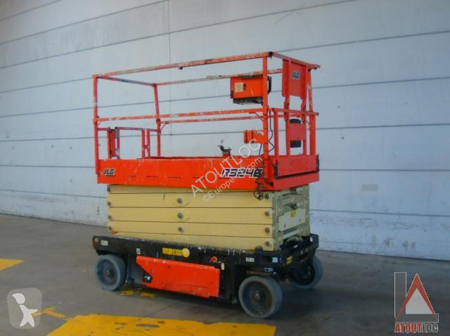 منصة تلسكوبية JLG  3246R