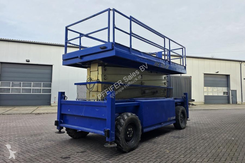 منصة تلسكوبية JLG Diesel, 4x4 Drive, 23m...