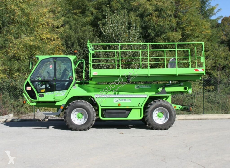 منصة تلسكوبية Merlo PL15 - 4X4