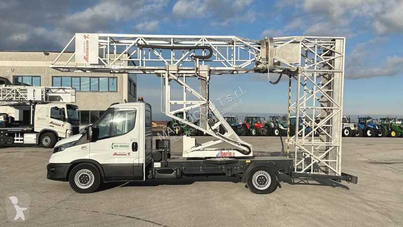 منصة تلسكوبية Iveco BARIN ABC 60-L