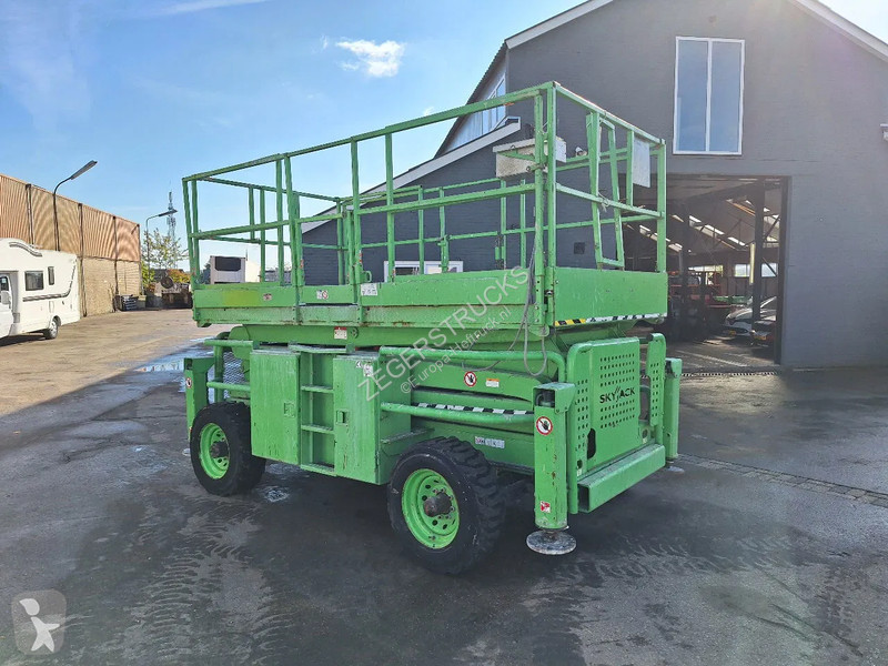 Hoogwerker Skyjack SD 8831