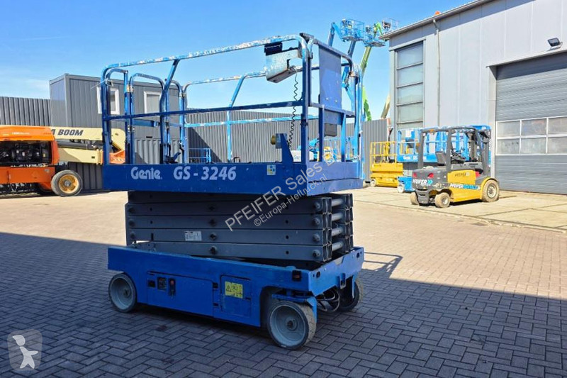 منصة تلسكوبية Genie Electric, Working Height...