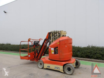 Plataforma automotriz Mástil vertical JLG