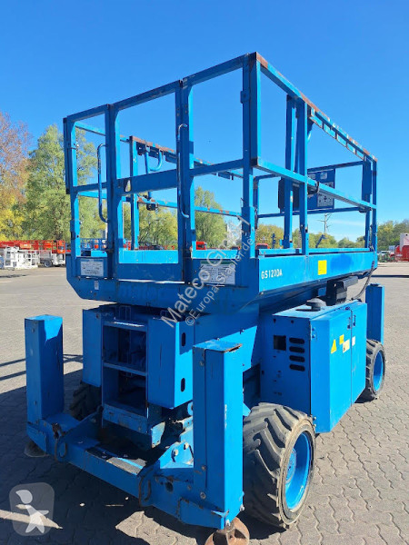 منصة تلسكوبية Genie GS3369 OR
