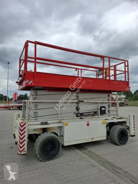 منصة تلسكوبية Hollandlift HL-220 D25 4WD/P/N