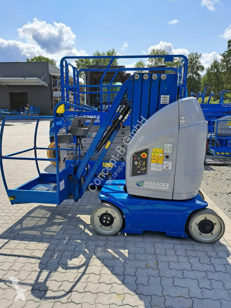 منصة تلسكوبية JLG Toucan 10E-L