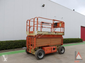 Plataforma automotriz de tijeras JLG