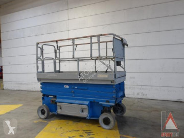 Plataforma automotriz de tijeras JLG