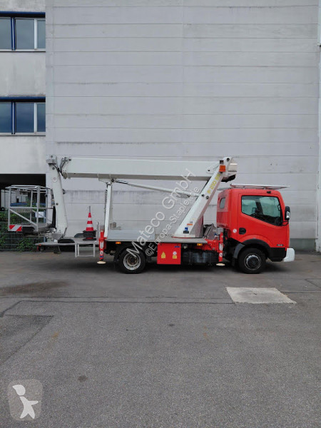 منصة تلسكوبية Palfinger P 210 BK / NISSAN CABSTAR