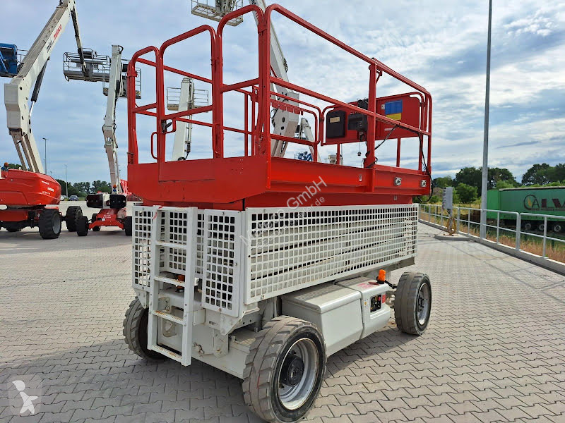 Vysokozdvižná plošina JLG M3369