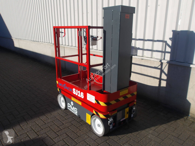 منصة تلسكوبية Skyjack SJ16