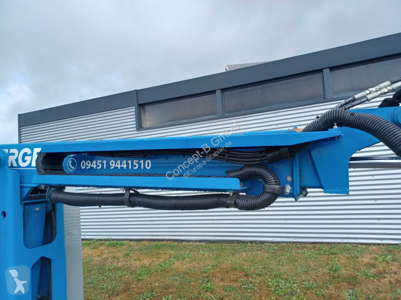 منصة تلسكوبية Genie Z30/20N RJ