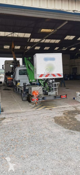 Samochód dostawczy Iveco S0-008